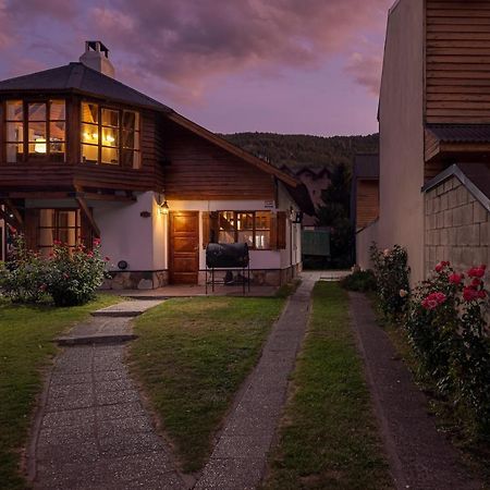 Cabana En El Centro San Martín de los Andes Eksteriør billede